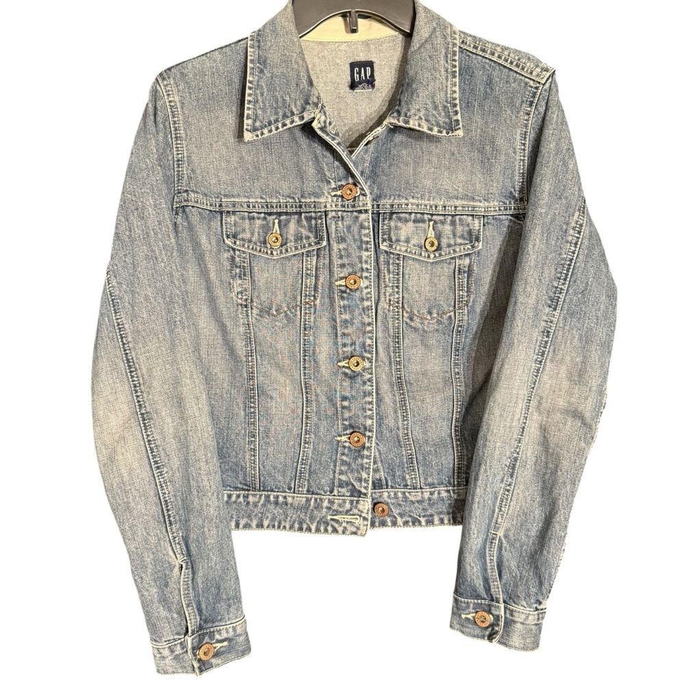 GAP Women's Light Blue Button Front Denim Jean Jacket Size Medium